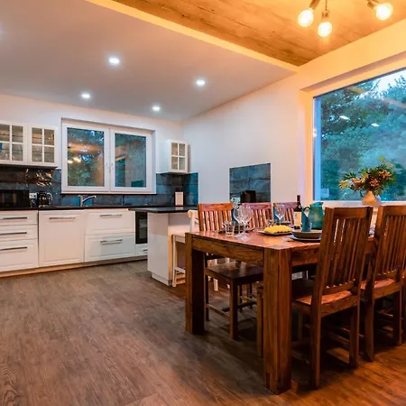 Sea The Blue Garden *