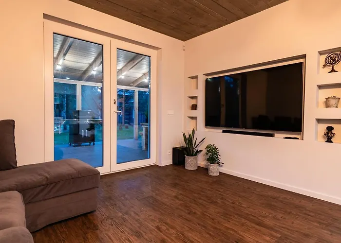 Sea The Blue Garden Villa *