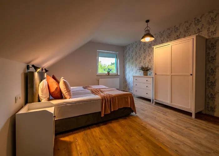 Sea The Blue Garden *