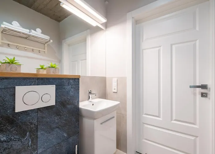 Sea The Blue Garden Villa *